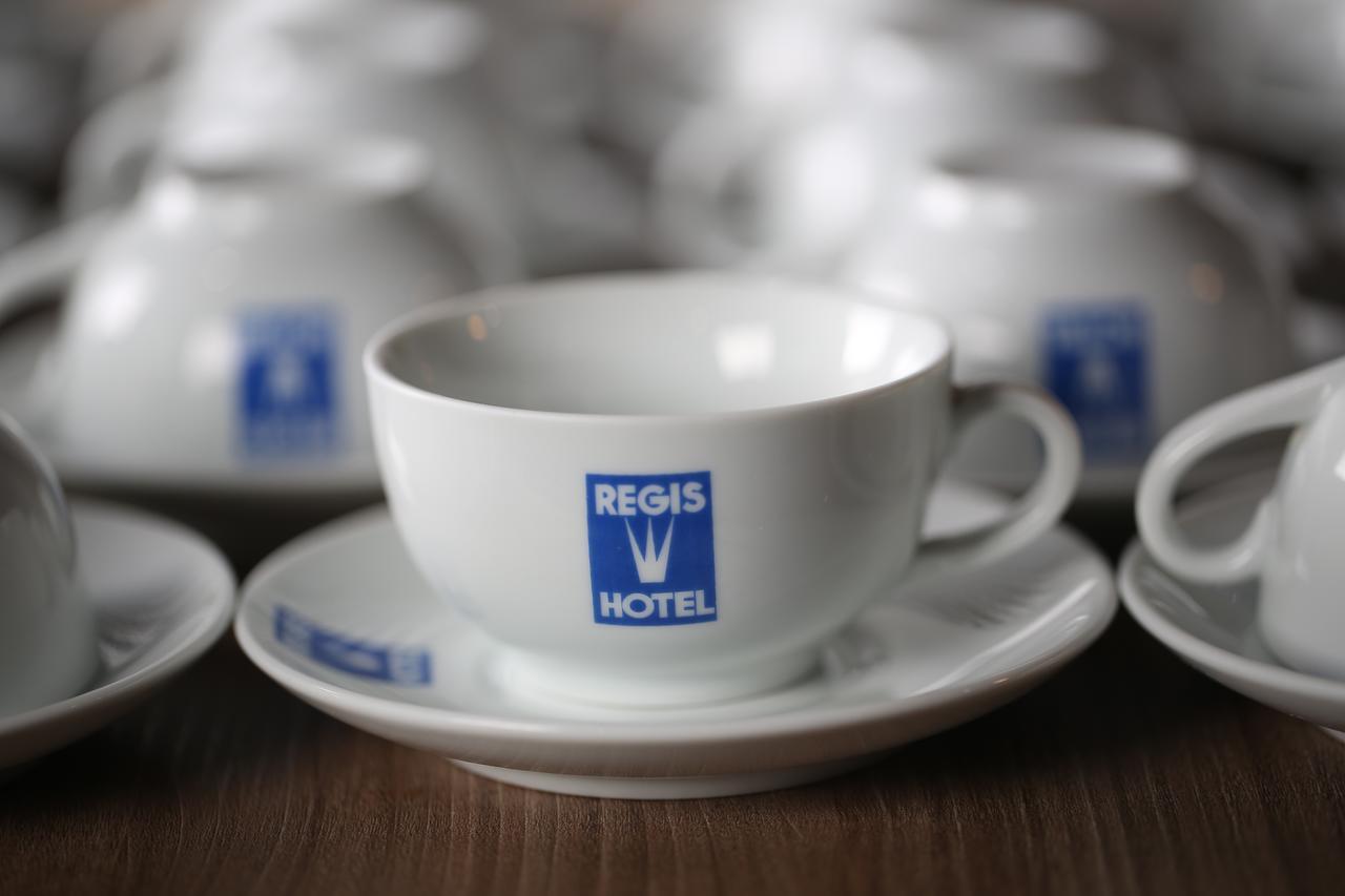 Regis Hotel I Registro  Exterior photo